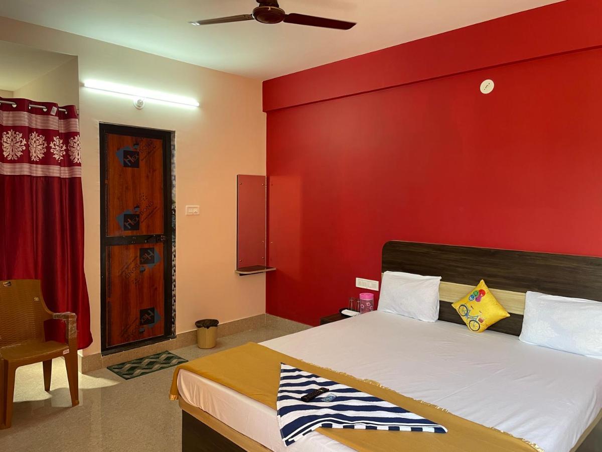 Radhika Beach Resort- Vidi Group Puri Esterno foto